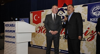 Erzurumluların iftar programına yoğun katılım