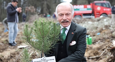 Fidanlar deprem şehitleri için dikildi