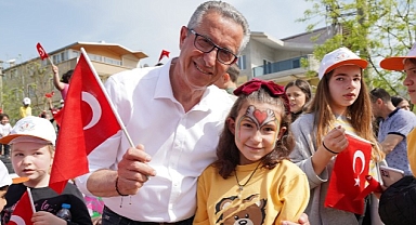 Gaziemir'de 23 Nisan coşkusu