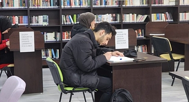 Gölcük Belediyesi Kütüphaneleri Gençlerin Uğrak Noktası Oldu
