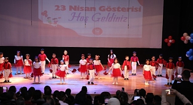 Gül Kreş Adası’nın Minik Yürekleri 23 Nisan Coşkusunu Başlattı