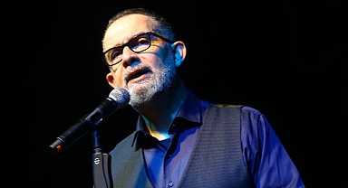 İbrahim Sadri’den şiir dolu Ramazan akşamı 