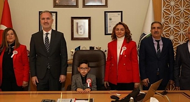 İnegöl Belediyesi’nde Yeni Başkan Makamı Devraldı