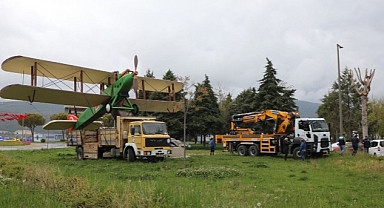 İsmet Tayyaresi Yeni Yerine Taşındı