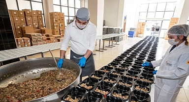 İzmir Büyükşehir'den 75 bin haneye bayram müjdesi