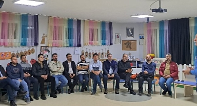 İzmirli babalar eğitimde