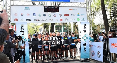 İznik koşu festivali başlama işareti ile 11. kez İznik’te start aldı.