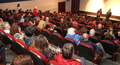 “Karanlık Gece” Nilüfer’de izleyici ile buluştu 