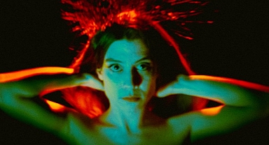 Karanlıkta Kadınlar Sarı Görünür, Tiyatroseverler İle Buluşmaya Devam Ediyor