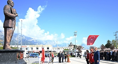 Kemer’de 23 Nisan Ulusal Egemenlik ve Çocuk Bayramı kutlandı