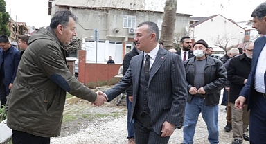 Kocaeli Büyükşehir'in katkılarıyla tamamlanan Kartepe İstasyon Camii ibadete açıldı