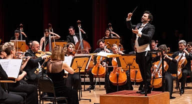 Maxim Vengerov Depremzedeler İçin Çaldı