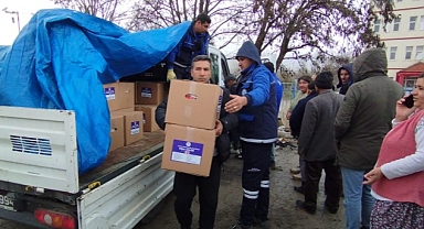 Muğla Büyükşehirden Depremzedelere Ramazan Kolisi