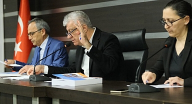 Narlıdere’de Faaliyet Raporuna Oy Birliği İle Onay