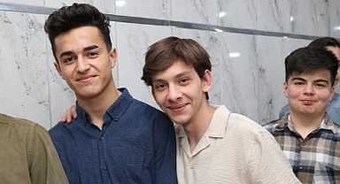 Nevşehir Belediye Başkanı Dr. Mehmet Savran, H.Avni İncekara Fen Lisesi öğrencileri ile birlikte sahur yaptı