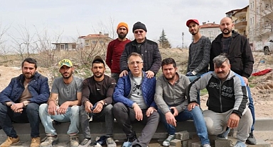 Nevşehir Belediyesi Fen İşleri Müdürlüğü ekiplerince, Kıratlıoğlu Mahallesi Salim Başbuğ Sokak’ta yol yenileme çalışması başlatıldı