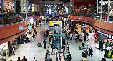 Sabiha Gökçen Havalimanı’nda bayram yoğunluğu başladı