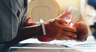 Sezaryen Doğum Bebeklerde Egzamaya Yol Açıyor