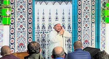 Teravih Programları Hafız Ahmet Yüksel İle Devam Etti