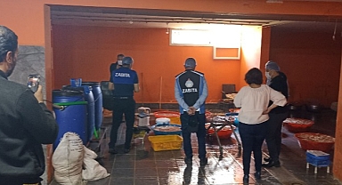 Yenişehir Belediyesinden kaçak sakatat deposuna baskın