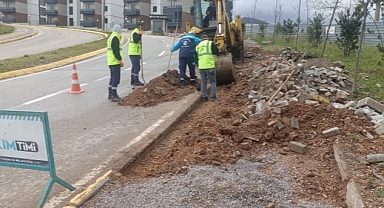 Yol Bakım Timi bozuk yol bırakmıyor