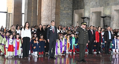 400 Çankayalı Çocuk Ata’sını Ziyaret Etti