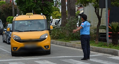 Alanya'da sezon öncesi taksi ve halk otobüsleri denetleniyor