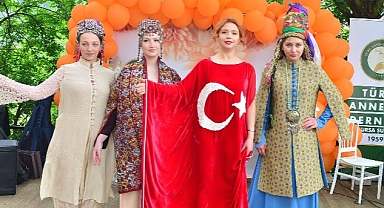 Annelerden geleneksel buluşma