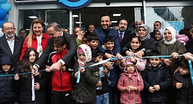 Bağcılar’da ihtiyaç sahipleri için ‘Sosyal Market’ açıldı