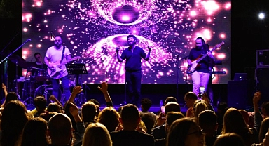 Balçova’da Gençler Narkoz ile Coştu