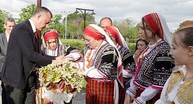 Başkan Büyükakın: Hıdırellez; yaratıcı, doğa ve kardeşlerimizle yeniden kucaklaşmaktır