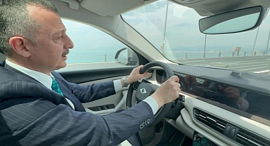 Başkan Büyükakın: Türkiye Cumhuriyeti'nin bir çocuğu olarak TOGG ile ancak gurur duyulur