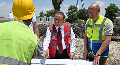 Başkan Muhittin Böcek Cırnık Köprüsü'nde çalışmaları inceledi