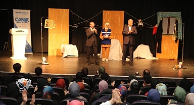 Başkan Sandıkçı’dan Kudüs Turu Hediyesi