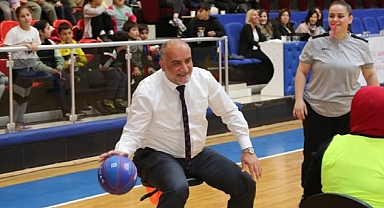 Başkan Sandıkçı Farkındalık İçin Sahaya Çıktı