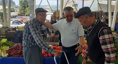 Başkan Topaloğlu, Kuzdere pazarında 
