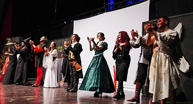 Beylikdüzü Belediyesi’nin sanatseverleri bir araya getireceği Kültürsem Tiyatro Festivali başladı