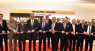 Boru, tel ve çelik, hırdavat ve bağlantı elemanları endüstrilerinin önemli 4 fuarı, eş zamanlı olarak 24 Mayıs tarihinde kapılarını ziyaretçilerine açtı