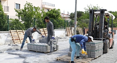 Burhaniye’de Yol Yapım ve Onarım Çalışmaları Aralıksız Devam Ediyor