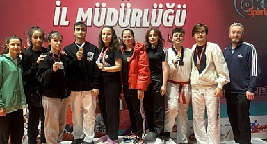 Canikli Sporcular Madalyaları Sildi Süpürdü 