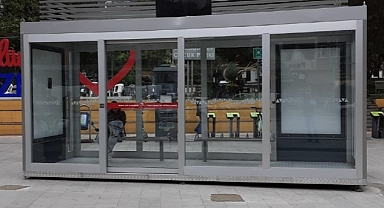 Cumhuriyet Parkına klimalı modern durak