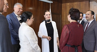 DEÜ'den Örnek İş Birliği: 'Cana Can Kat' Projesinde İmzalar Atıldı