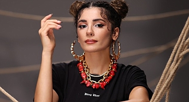 Dilan Bilmez'in Yeni Şarkısı 'Yaka Yaka' Duygusal Bir Yolculuk Sunuyor