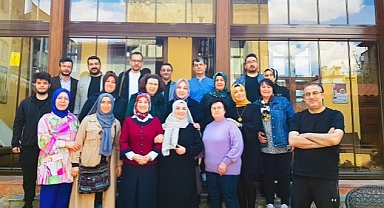 Edebiyatseverler Kedili Tekke’de Buluştu