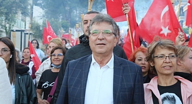 Edremit Belediye Başkanı Arslan, 19 Mayıs’ı kutladı