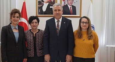 Egeli akademisyen Doç. Dr. Sarıkahya ve ekibi meme kanserine karşı endemik bitki türü ile araştırma yapacak