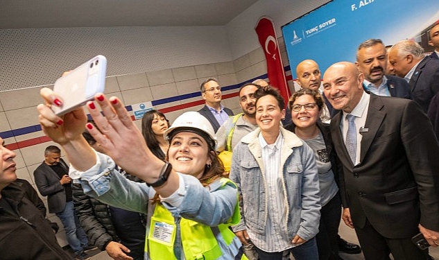 Fahrettin Altay-Narlıdere Metrosu’nda test sürüşü heyecanı Soyer: “Kararlıyız İzmir'i demir ağlarla öreceğiz”