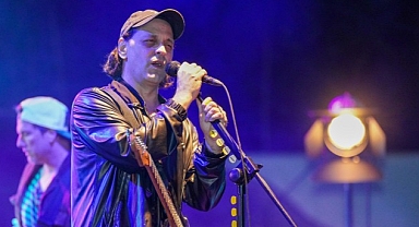 Gaziemirli gençler, Duman’la bayramlarını kutladı