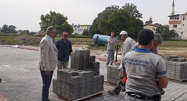 Göynük Mahallesi'nde yol ve kaldırım çalışmaları devam ediyor