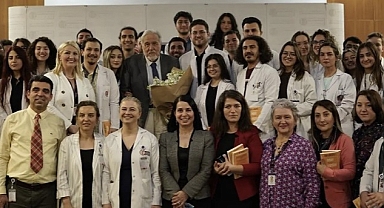 İlber Hoca tıp fakültesi öğrencilerine ve sağlık çalışanlarına 570. Yılında İstanbul’un Fethini anlattı